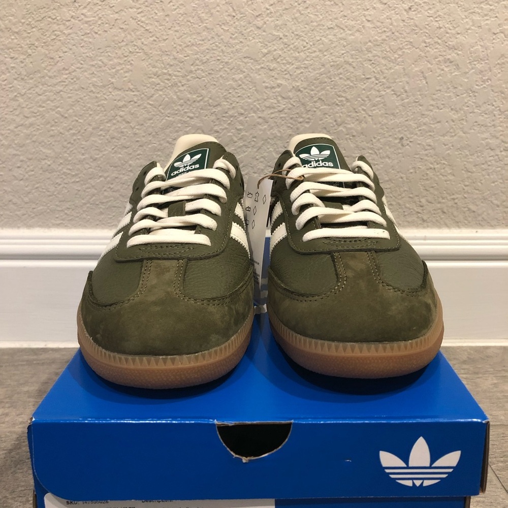 New Adidas Samba OG Sneakers Khaki Gum JR0890 Leather Men’s Shoes Size 9 - Picture 2 of 8